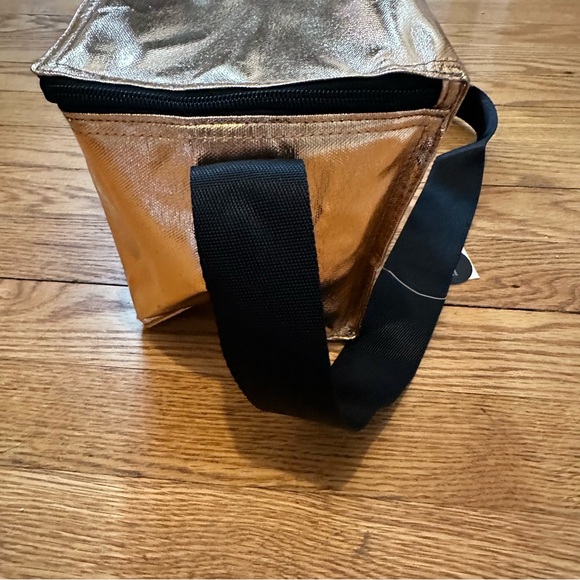 Victoria’s Secret PINK cooler & koozie - brand new with tags! - Picture 4 of 10